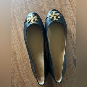 *NWOT* Tory Burch Captoe ballet flat Black